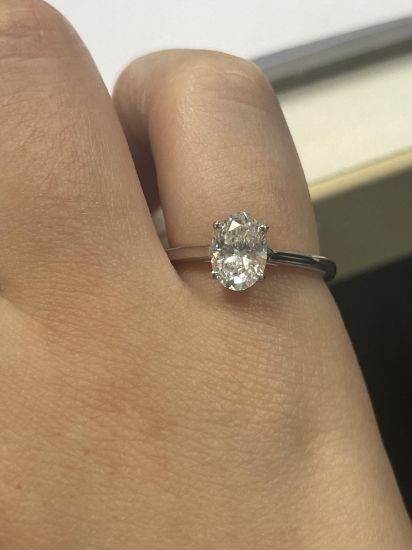 Picture of Oval Cut Solitaire Engagement Ring (1.03ct)